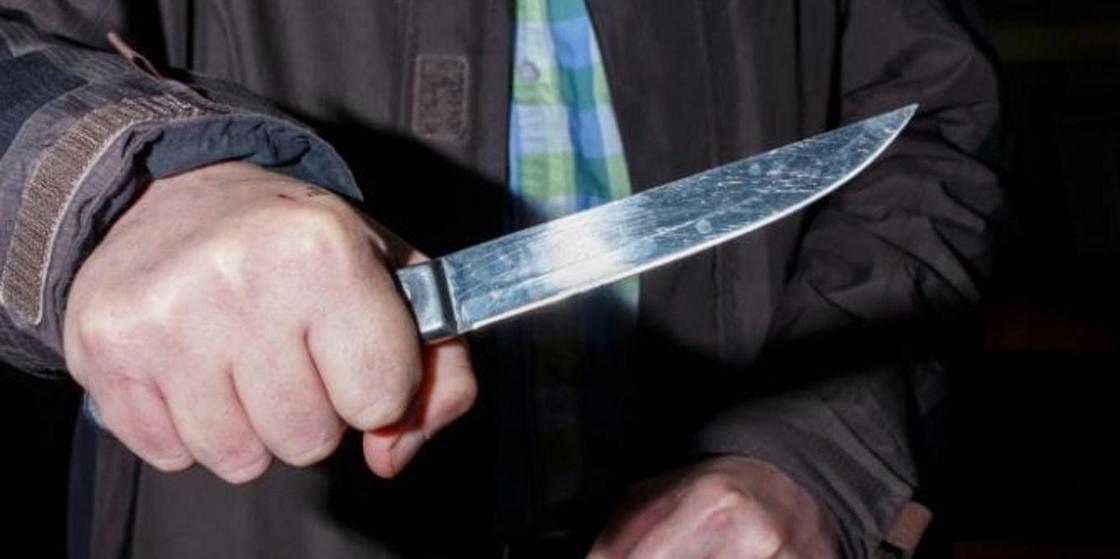 17-летнего студента из Алматы убили ножом в сердце