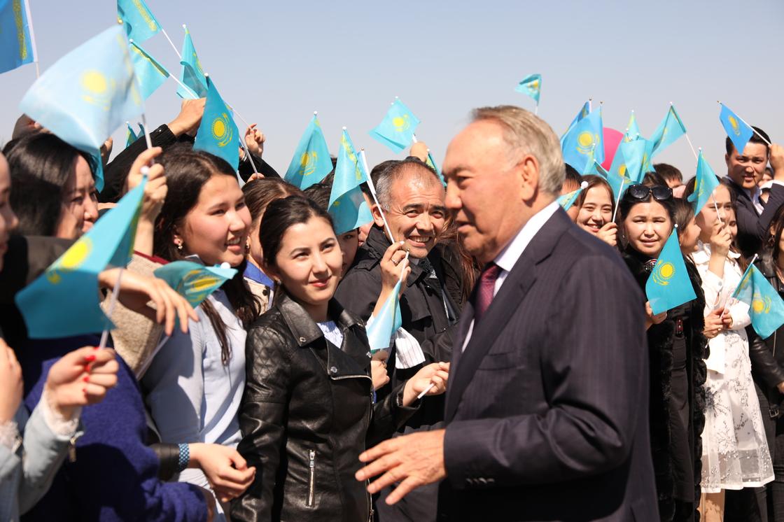 Нурсултан Назарбаев прилетел в Алматы (фото)