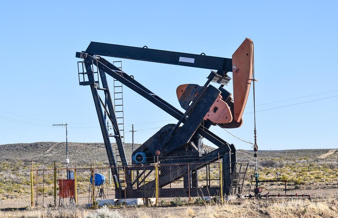 Нефть марки Brent упала ниже 27 долларов