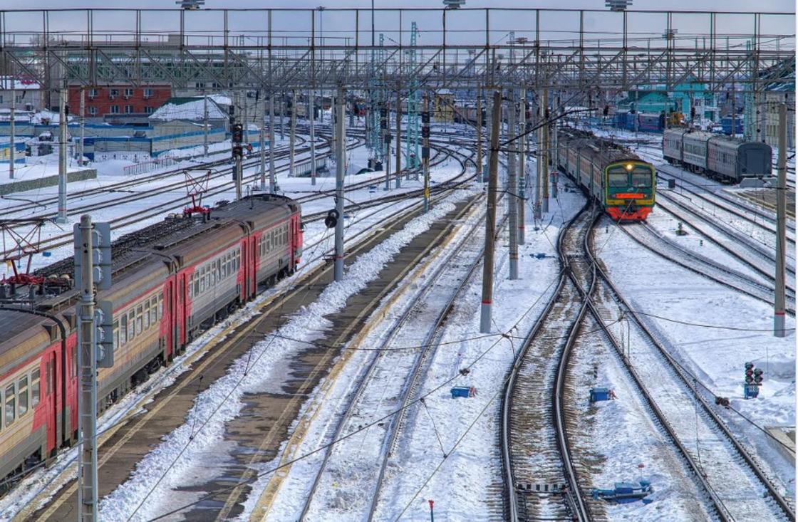 Поезд с сообщением Астана-Кызылорда останавили в Караганде из-за морозов