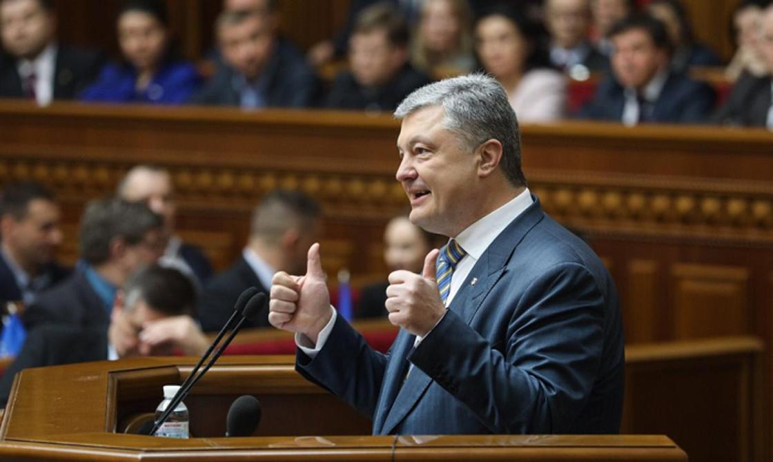 Порошенко назвал себя президентом Украины Порошенко назвал себя президентом Украины