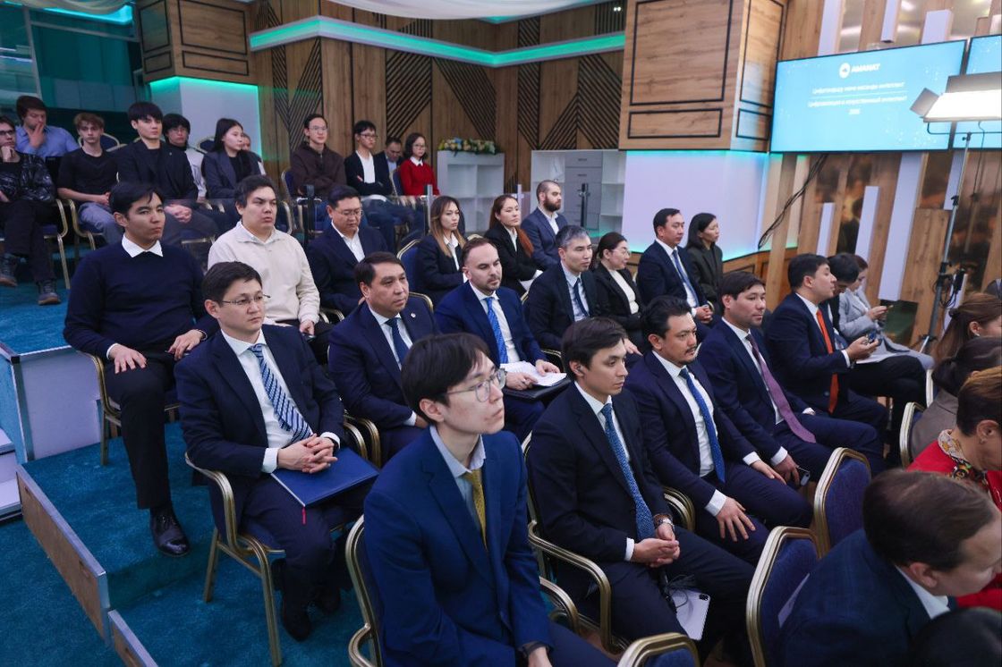 Расширенное заседание республиканского партийного совета по вопросам цифрового развития