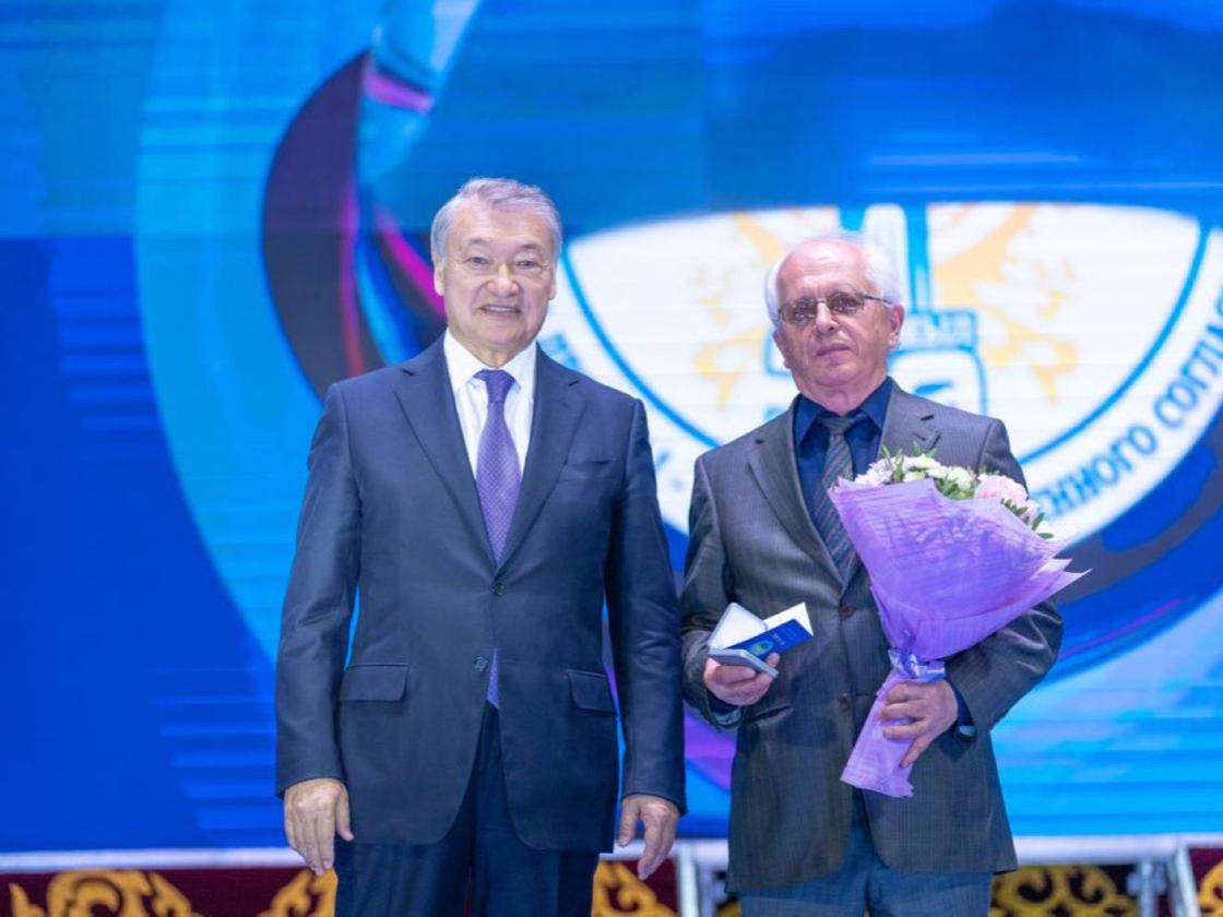 Даниал Ахметов поздравил представителей этнокультурных объединений