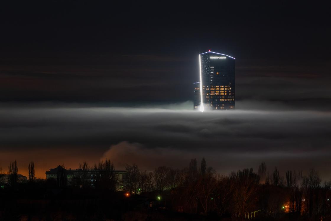 Алматинцы сняли на видео, как ТЭЦ убивает экологию города Алматинцы сняли на видео, как ТЭЦ убивает экологию города