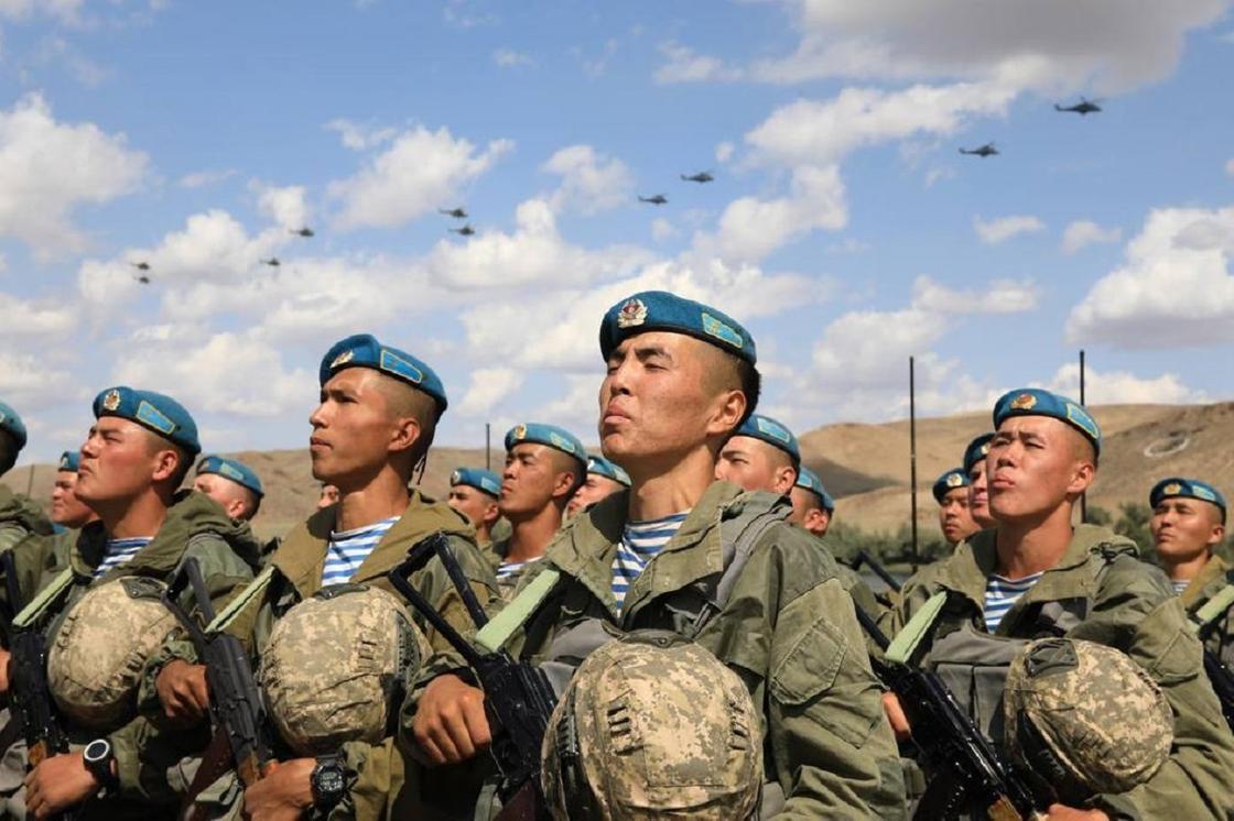 Какая армия в казахстане. Министр обороны РК 2023. Вооруженные силы Казахстана 2023. Вооруженные силы Казахстана.