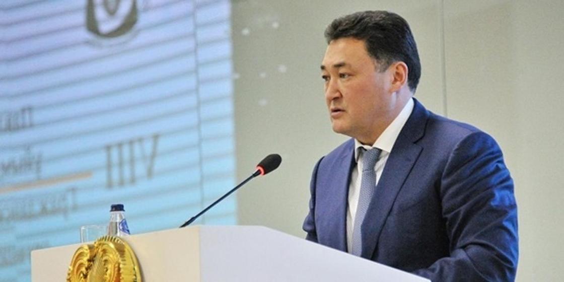 Бакауов предложил волонтерам заступиться за одиноких матерей Бакауов предложил волонтерам заступиться за одиноких матерей