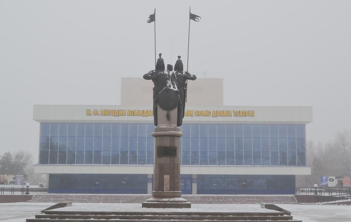 Памятник батырам-соратникам в Петропавловске