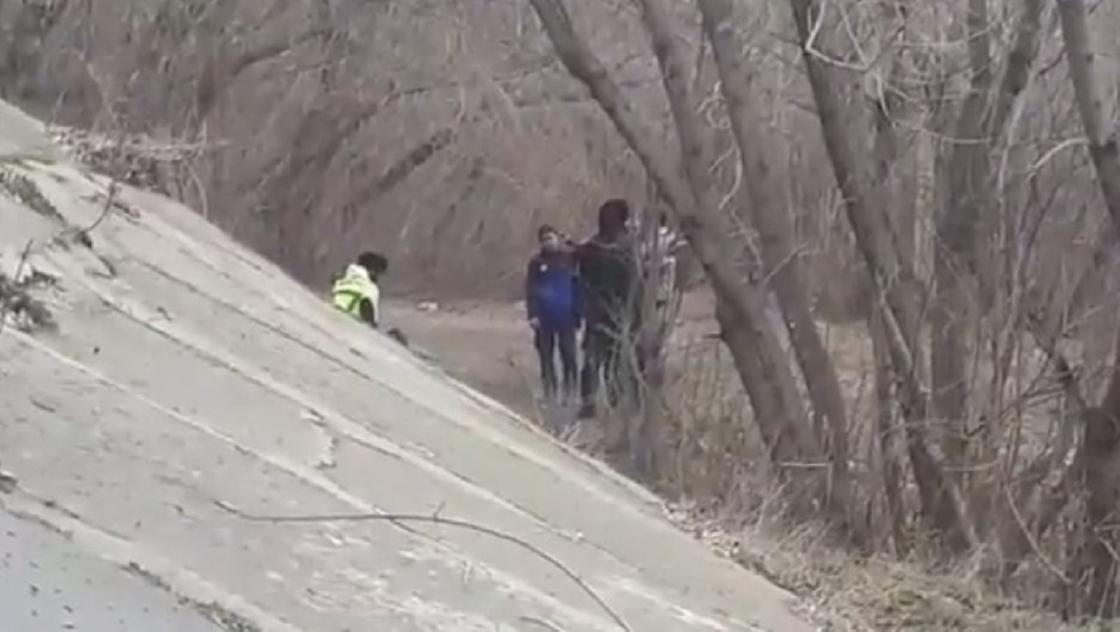 Видео с "избиением отца троих детей" распространили в Казнете