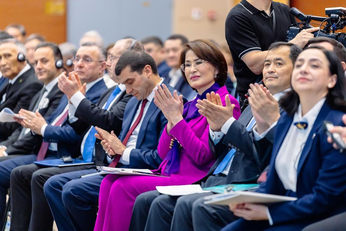 Подписание документа, направленного на совместную борьбу против туберкулеза Подписание документа, направленного на совместную борьбу против туберкулеза