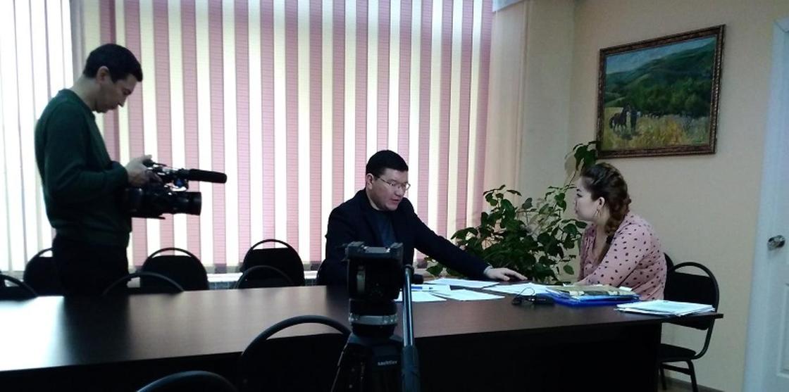 Проект телеканала «Алматы» «Обо всем без купюр» находит отклик в сердцах людей