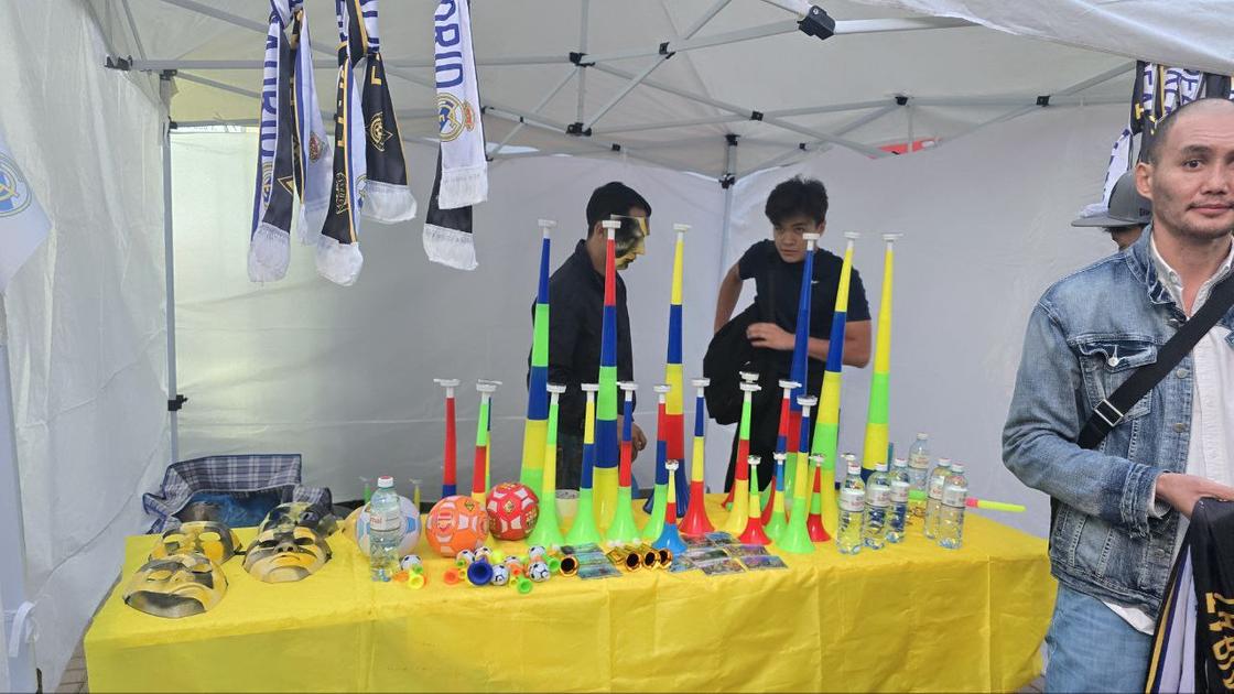 "Қайрат" - "Реал" матчы қарсаңында жиналғандар