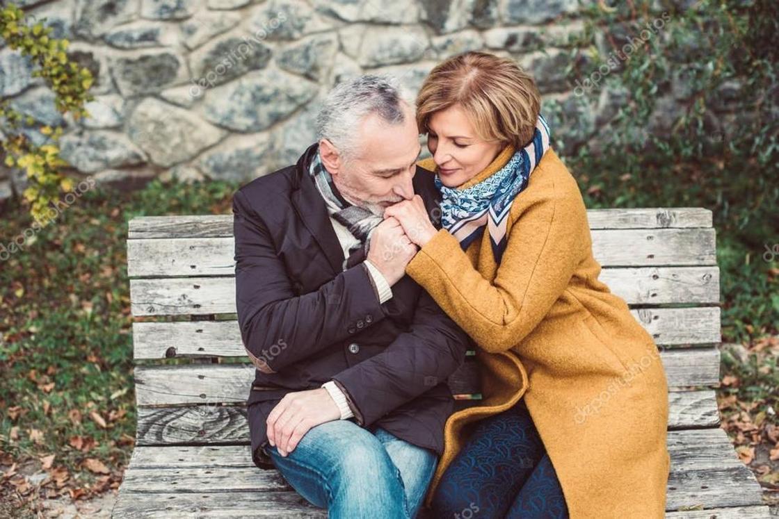 53-летняя актюбинка ищет себе жениха, который не будет смотреть на молоденьких девушек 53-летняя актюбинка ищет себе жениха, который не будет смотреть на молоденьких девушек