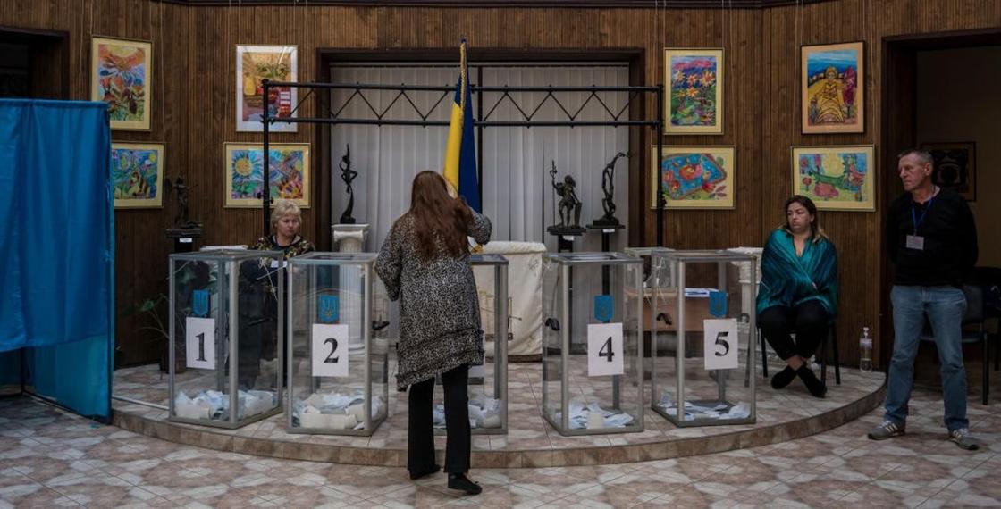 Выборы в Украине: ЦИК опубликует официальные результаты голосования 30 апреля