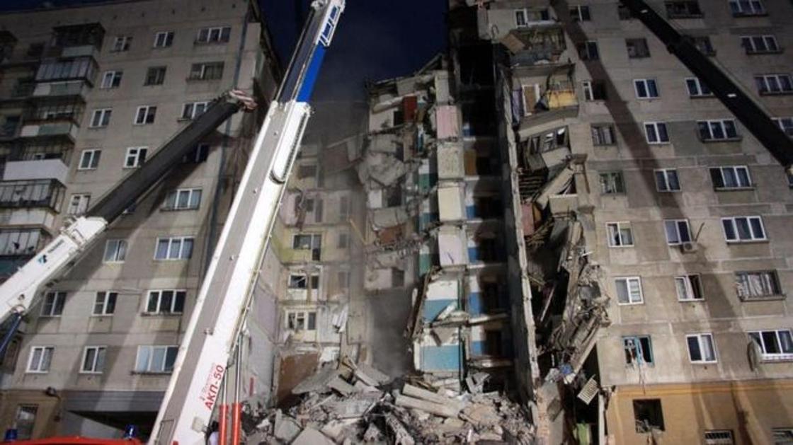 Обрушение подъезда жилого дома в Магнитогорске: семеро погибших