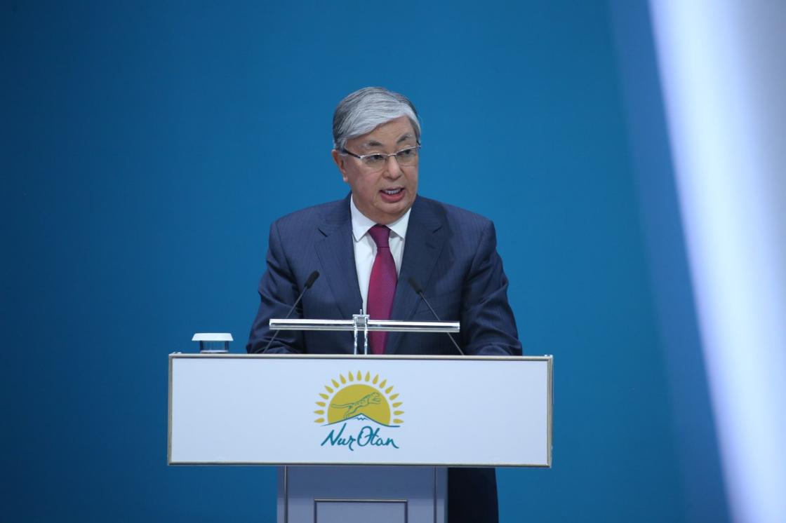 Слезы Назарбаева и миссия Токаева: как прошел съезд партии Nur Otan