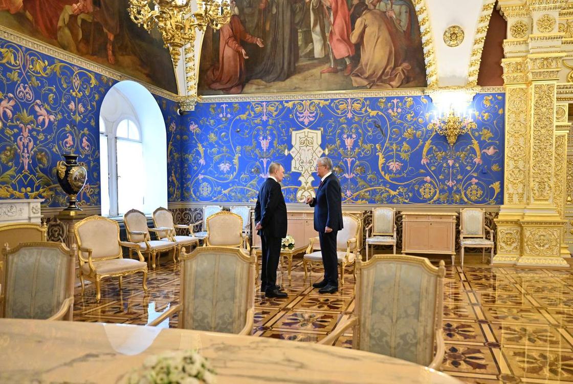 Касым-Жомарт Токаев и Владимир Путин Касым-Жомарт Токаев и Владимир Путин