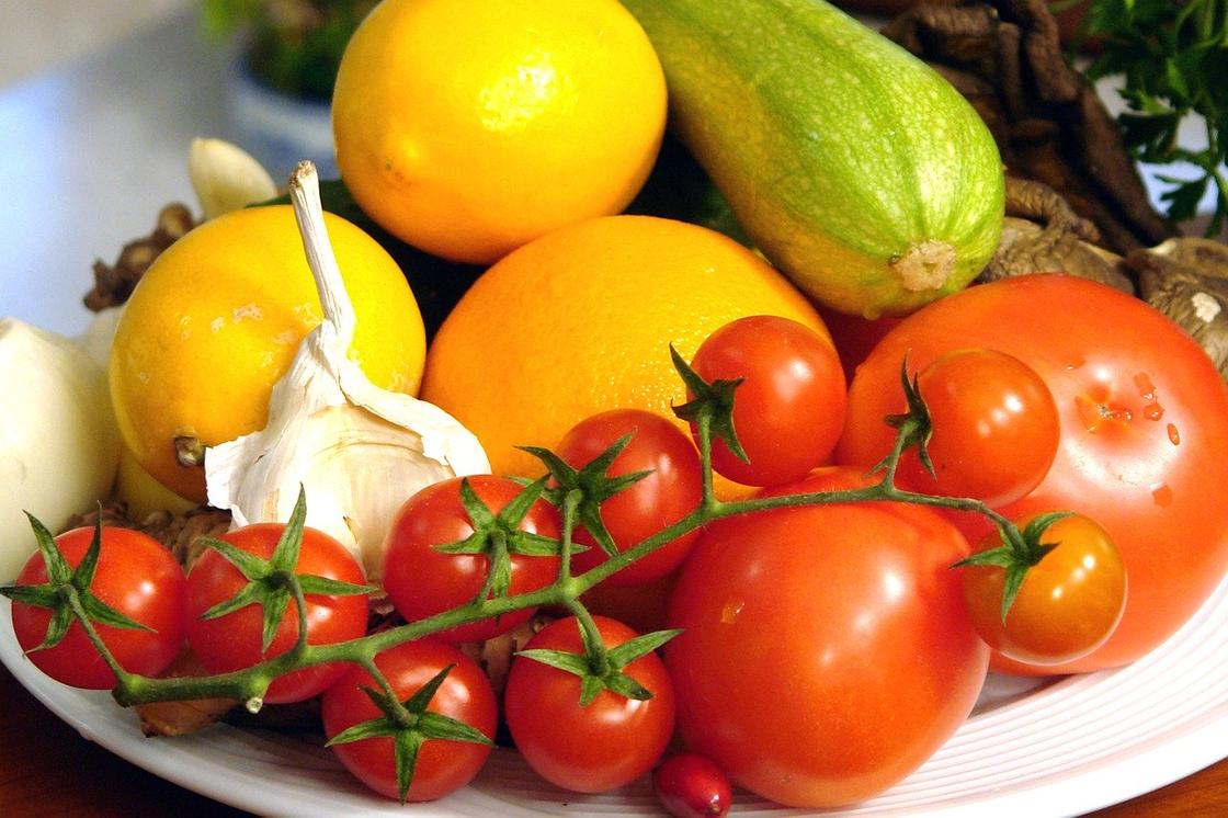 В каких городах Казахстана самые дорогие овощи и фрукты