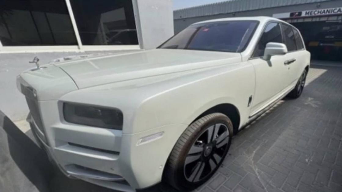 Rolls-Royce Cullinan 2021 года