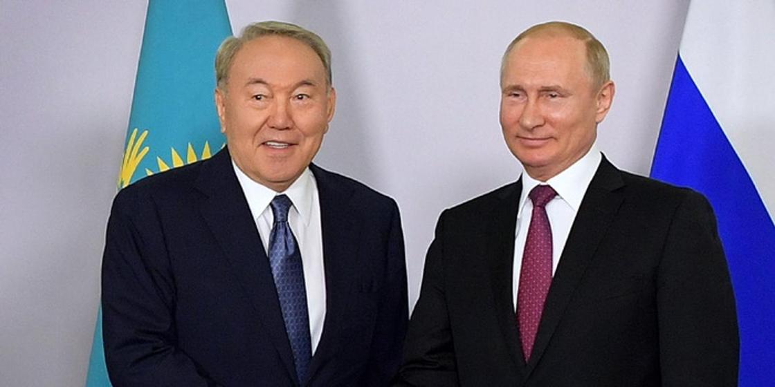 С кем Назарбаев часто разговаривает по телефону