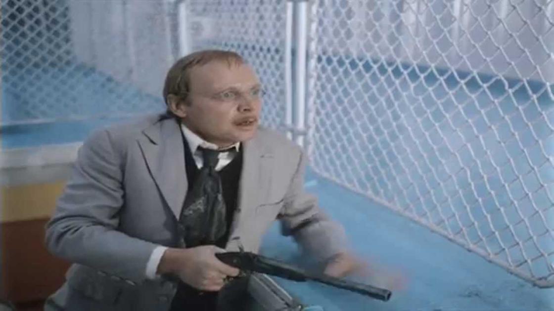 Кадр из фильма «Жестокий романс» Кадр из фильма «Жестокий романс»