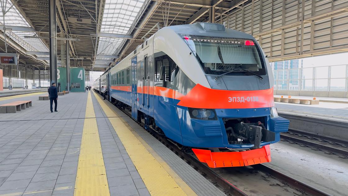 Burabay Express жаңа электрпойызы Burabay Express жаңа электрпойызы