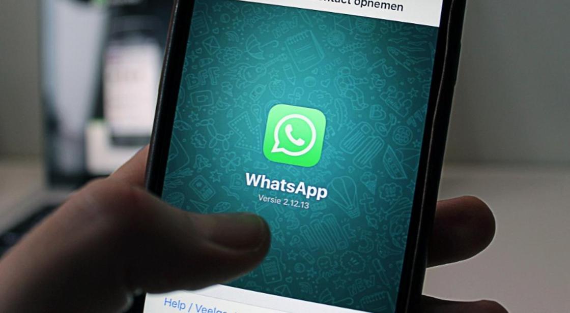 Чиновников по всему миру атаковали через WhatsApp