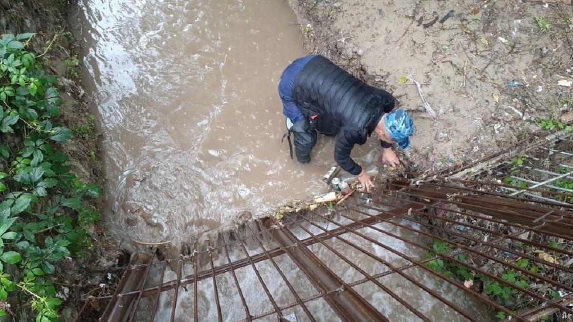 Как в Алматы готовились к подтоплениям после дождя