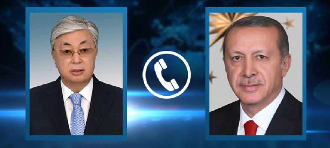 Токаев поговорил по телефону с президентом Турции