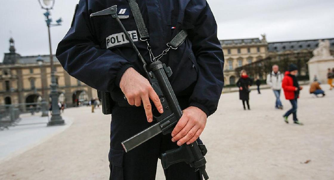 Нападение во Франции: двое убитых. Власти подозревают террористические мотивы