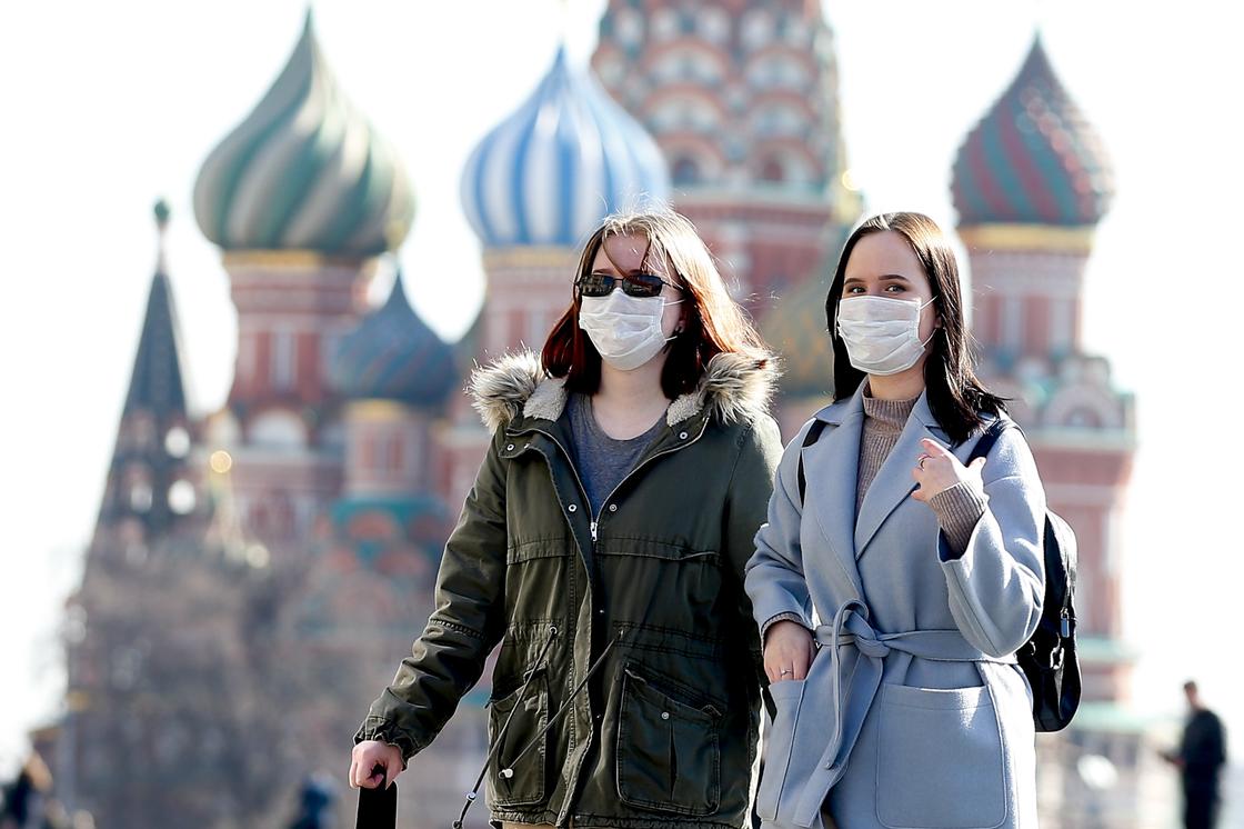 Число заражений коронавирусом в России превысило отметку в 93 тыс. человек