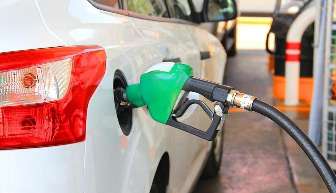 Повлияет ли на цены рост акцизов на бензин, рассказал министр