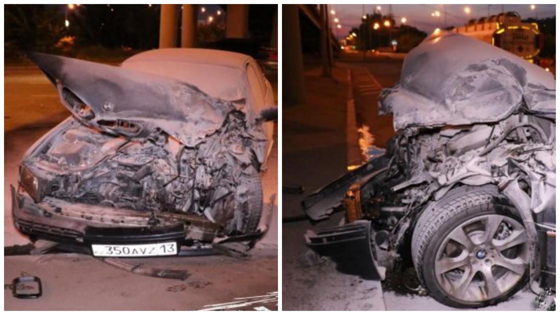 BMW врезался в бензовоз в Алматы (фото)