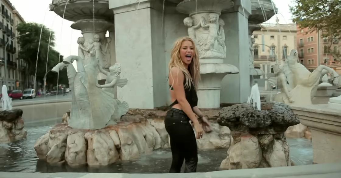 Шакира в клипе «Loca»