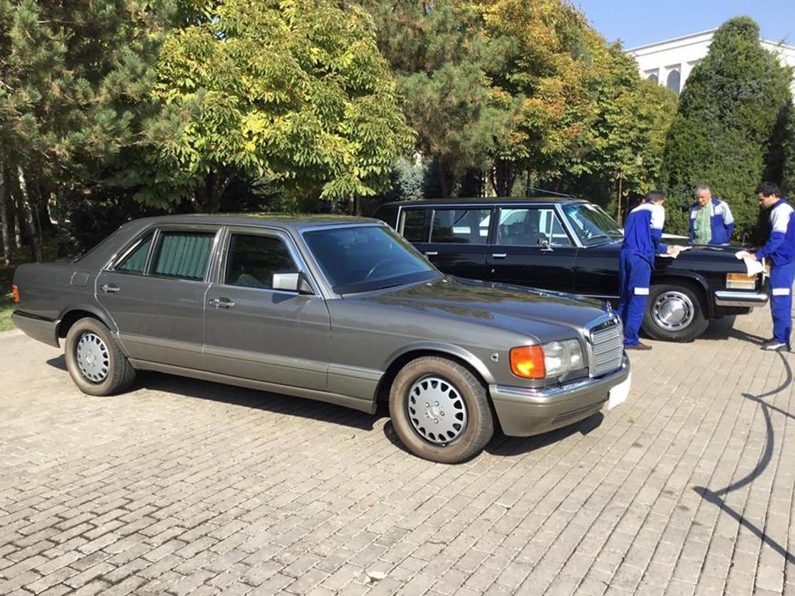 Показаны фото автомобилей, на которых ездил Ислам Каримов