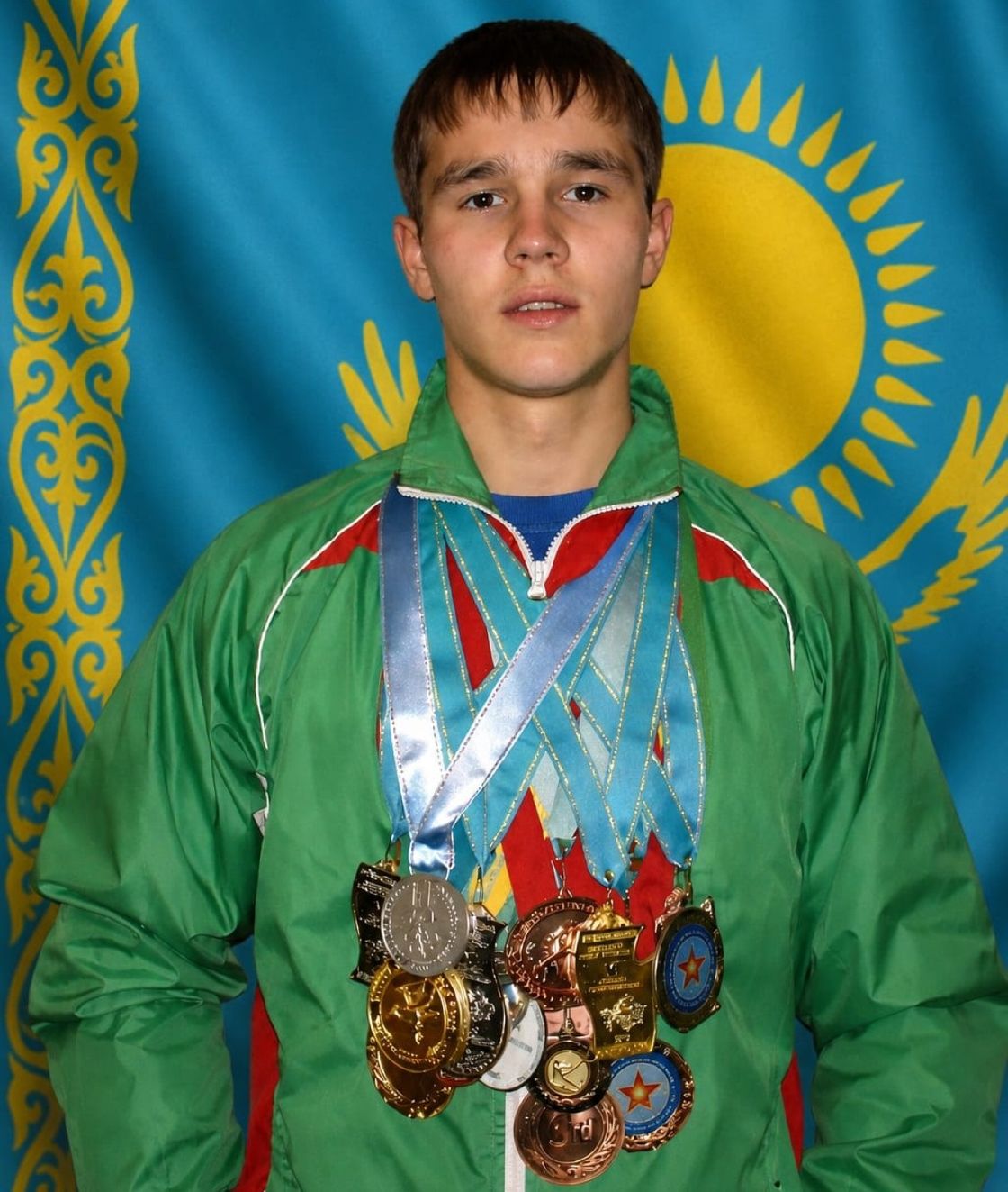 Тренер по спортивной гимнастике Аслан Русланов
