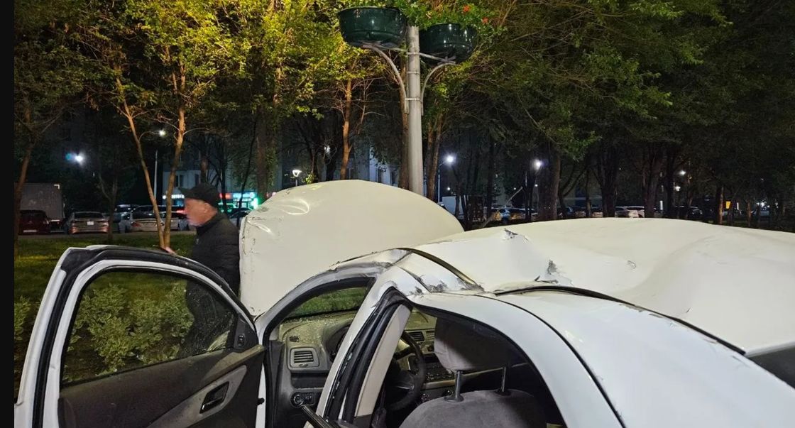 Автомобиль попал в аварию