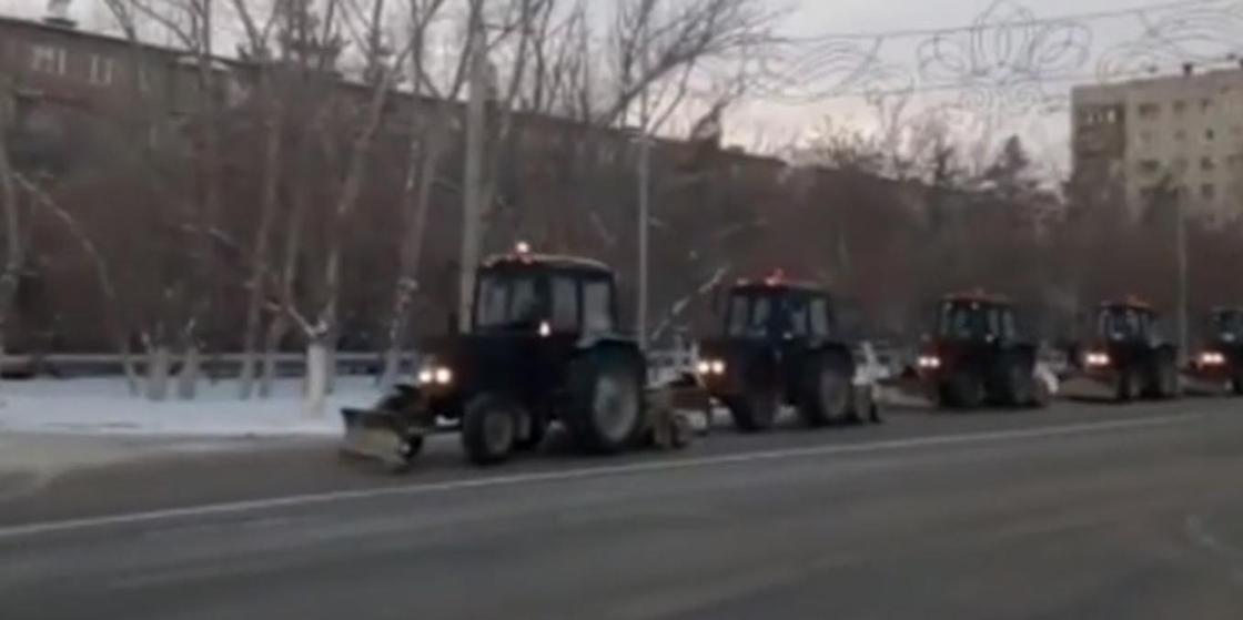 Молодой аким Павлодара принял участие в нашумевшем челлендже Молодой аким Павлодара принял участие в нашумевшем челлендже