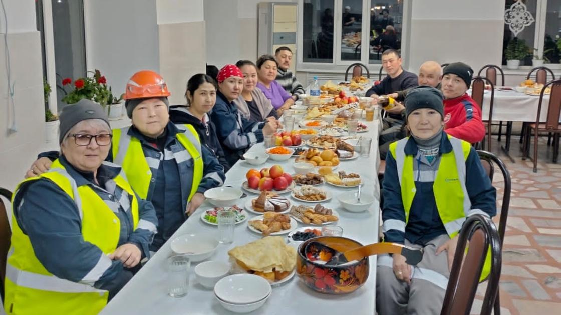 Работники Kazakhmys Holding