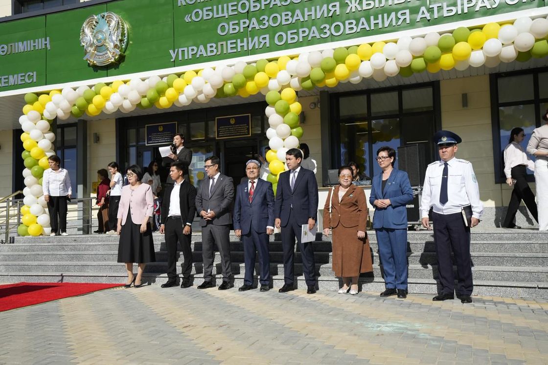 Открытие школы