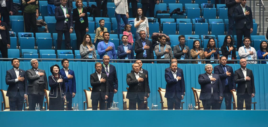 Назарбаев приехал на теннисный матч Джоковича и Надаля