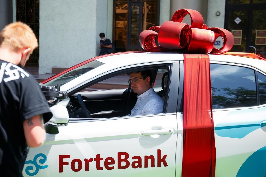 Житель Нур-Султана выиграл новое авто в Forte Bank