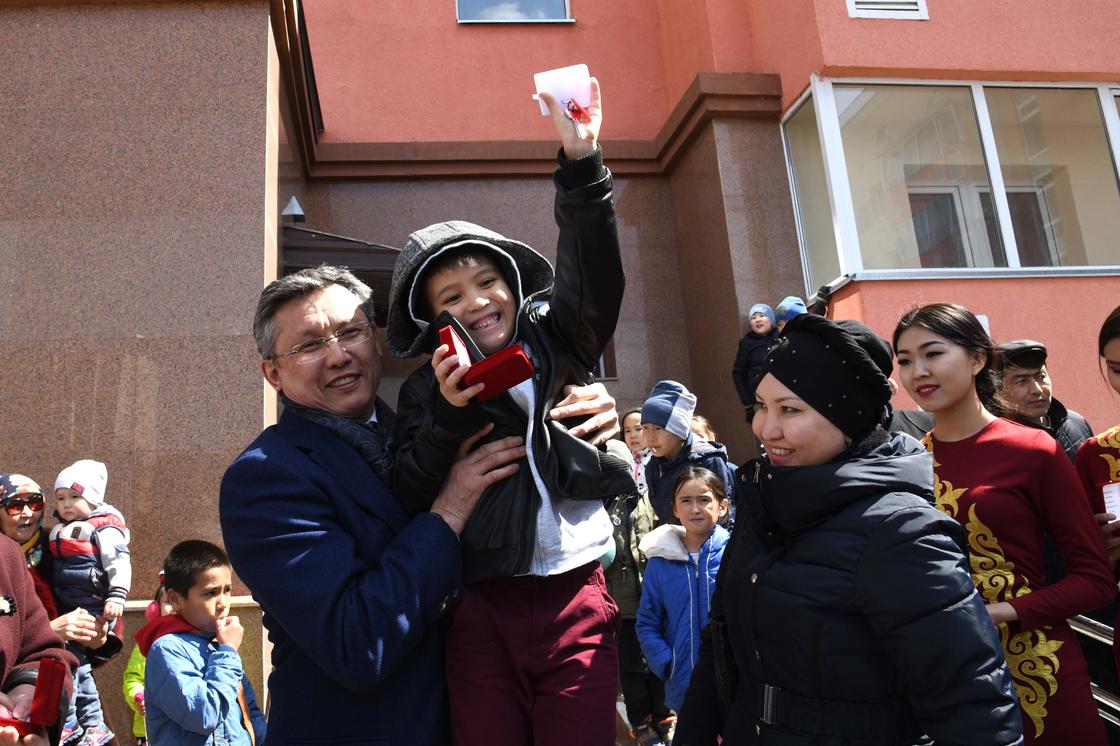 417 семей отметят новоселье в День единства народа Казахстана