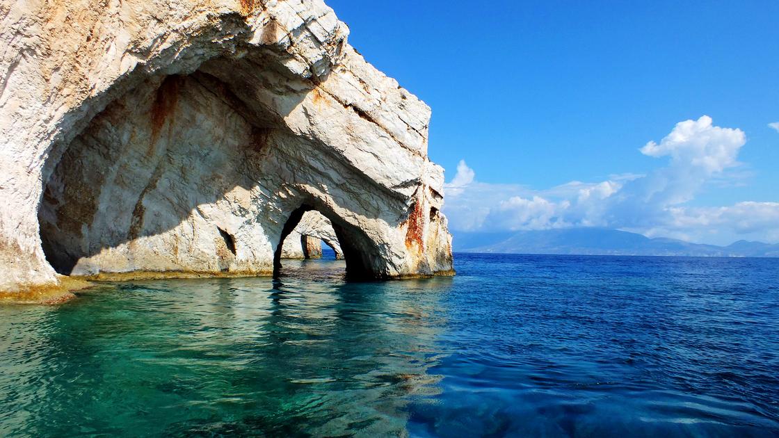 Самые красивые пещеры Греции (фото)