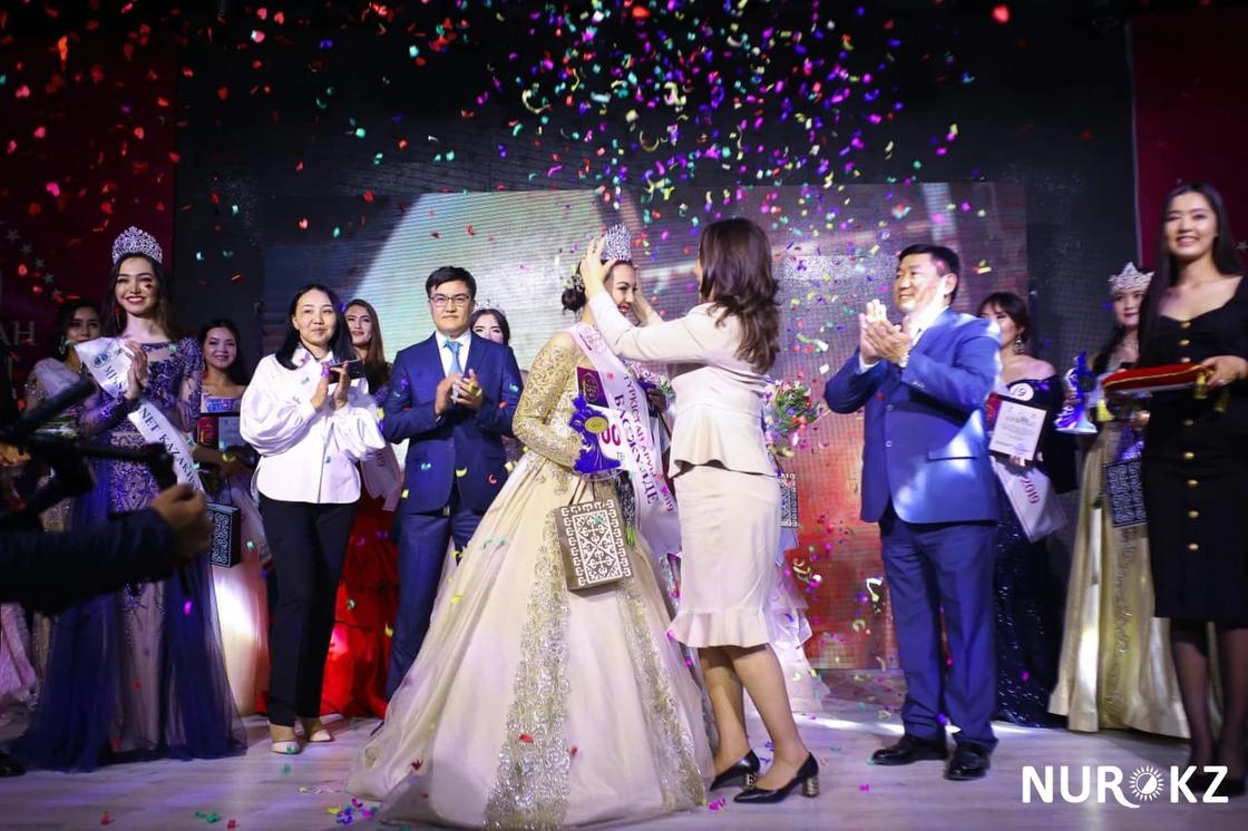 Титул "Мисс Туркистан-2019" завоевала 18-летняя студентка (фото)