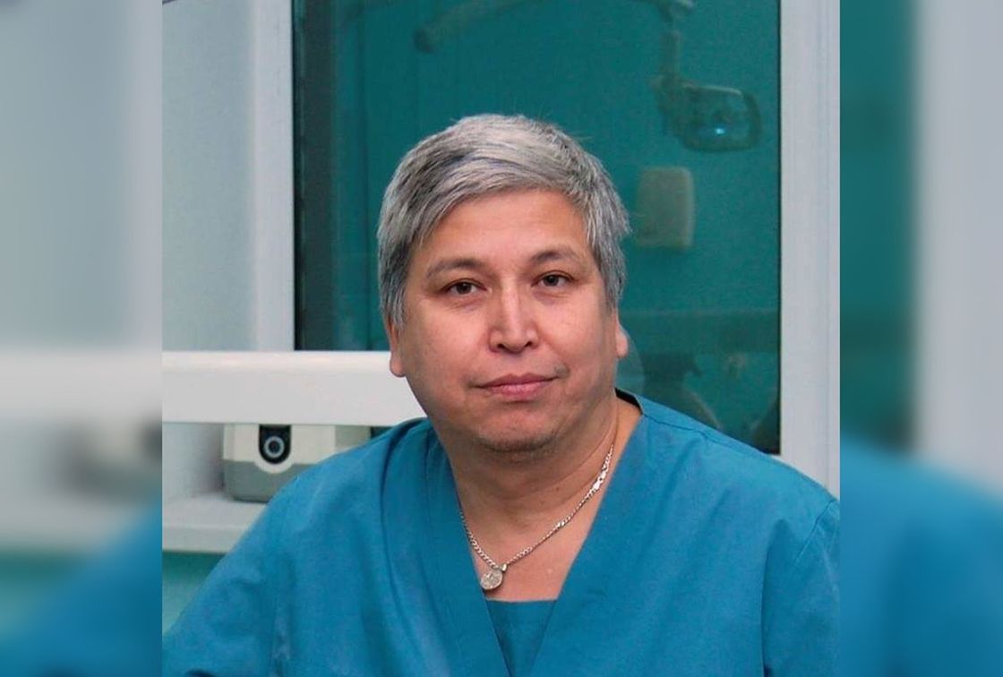 Мейрам Раганин, врач-стоматолог, PhD