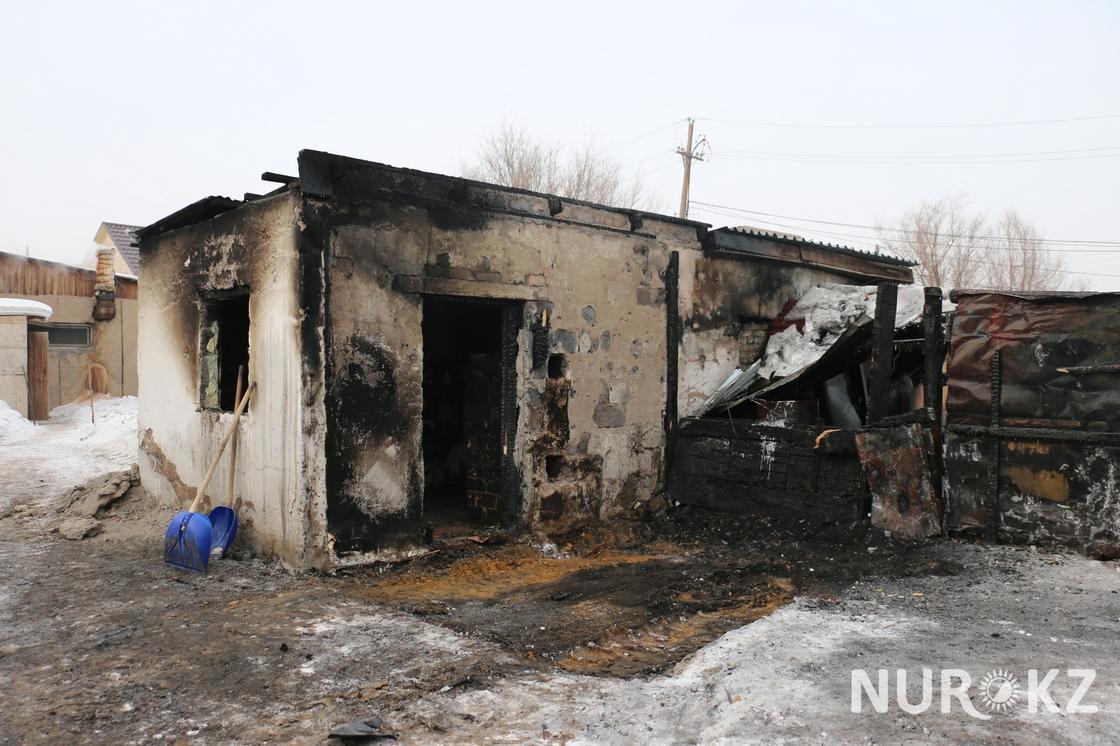 "Я рыдала от вида обугленной колыбели": жуткие кадры из сгоревшего с 5-ю детьми дома в Астане