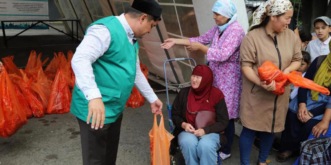 Садака онлайн: казахстанские мусульмане смогут сделать пожертвования через телефон