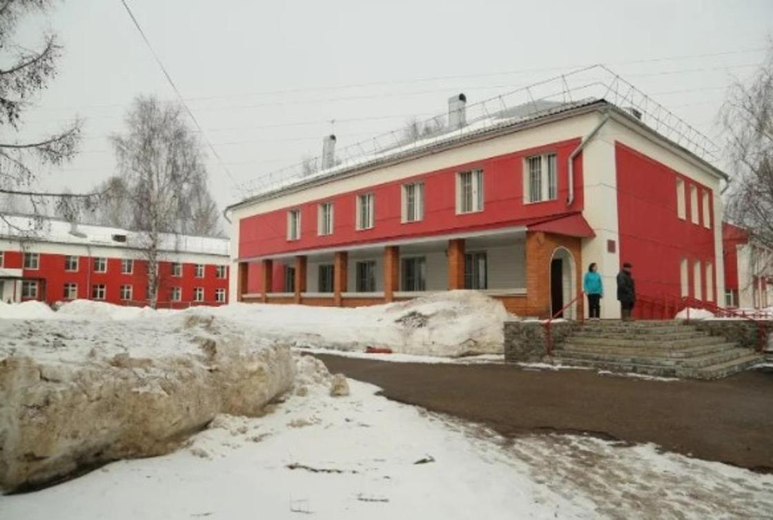 12 жасына дейін сандықта жасырынып өскен қыздың өмірі 25 жылдан кейін қалай өзгерді 12 жасына дейін сандықта жасырынып өскен қыздың өмірі 25 жылдан кейін қалай өзгерді