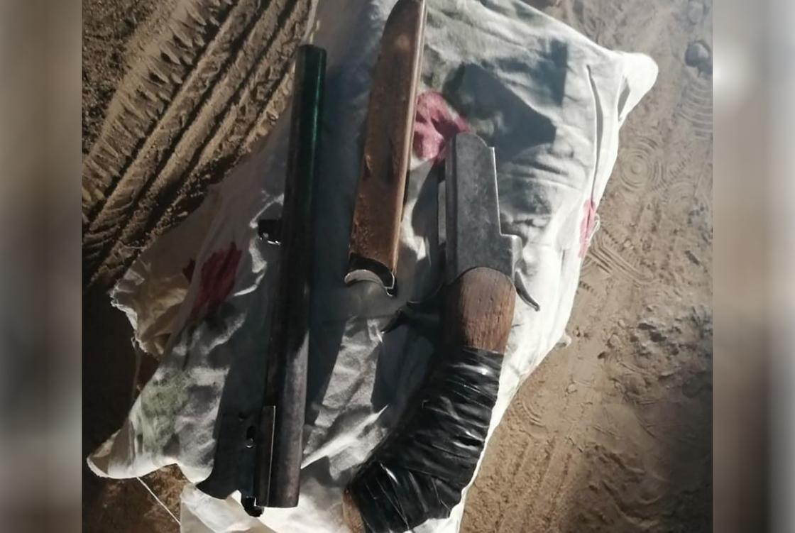 Ружье, изъятое полицией в Жанаозене, в разобранном состоянии