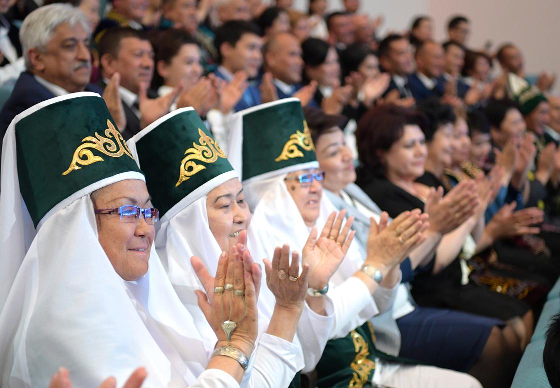 Токаев принял участие в церемонии открытия года Казахстана в Узбекистане (фото)